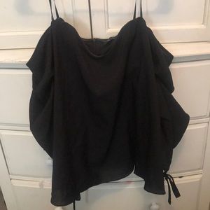 Shoulderless dress top